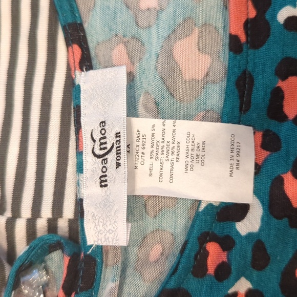 NWT Plus Size 1X Women's Top - Picture 8 of 9